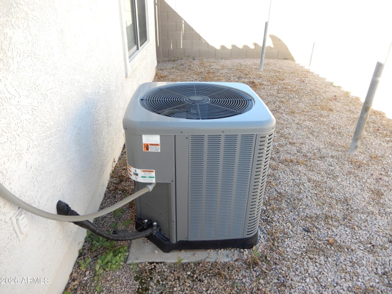 NEWER AC UNIT