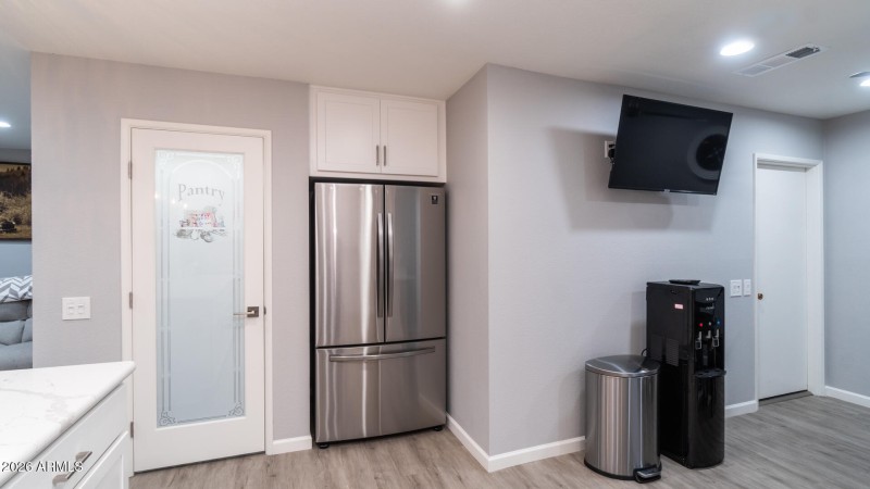 10023 West Shasta Drive-38