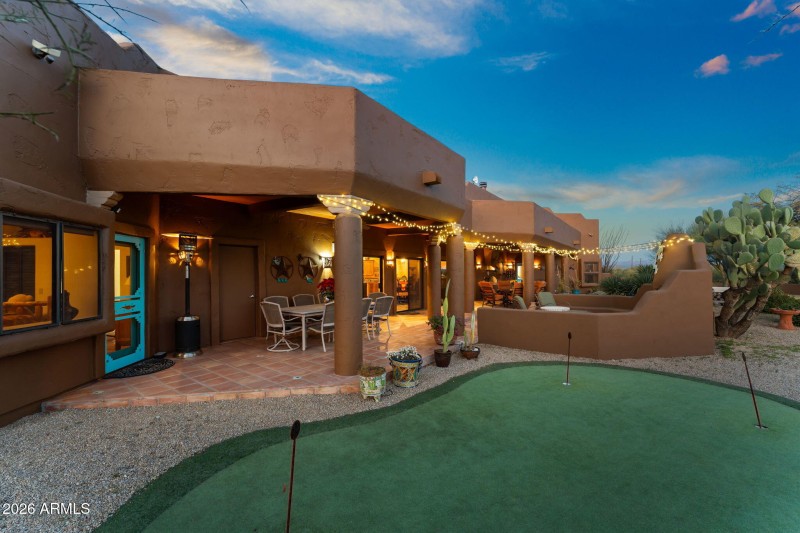 2160 N Vulture Mine Rd