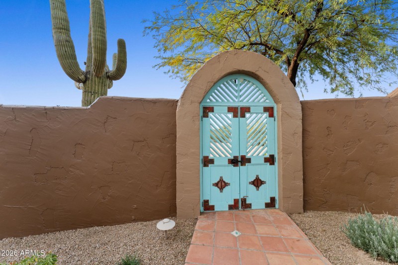 2160 N Vulture Mine Rd