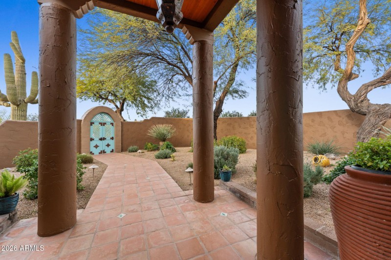 2160 N Vulture Mine Rd