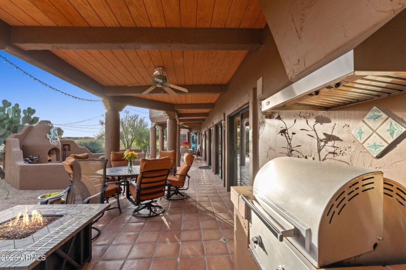 2160 N Vulture Mine Rd