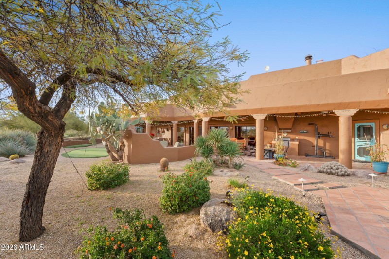 2160 N Vulture Mine Rd