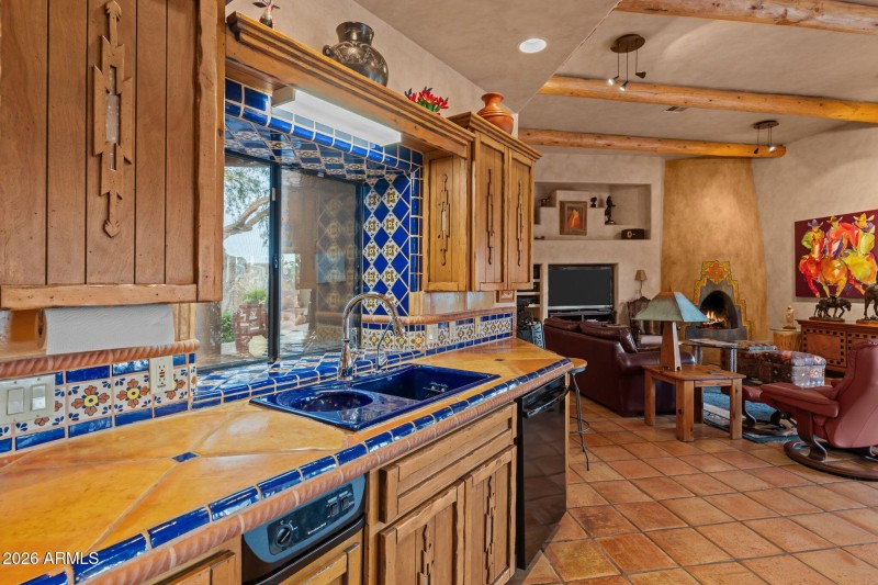 2160 N Vulture Mine Rd