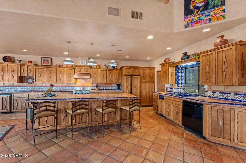 2160 N Vulture Mine Rd