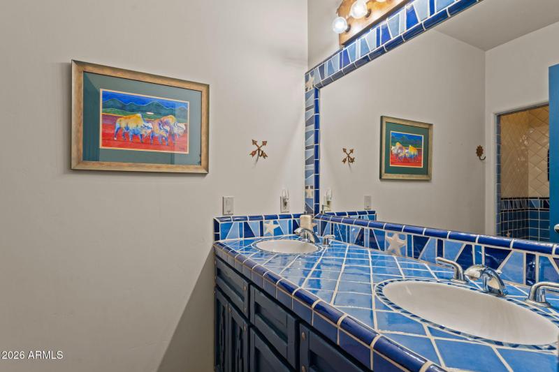 2160 N Vulture Mine Rd