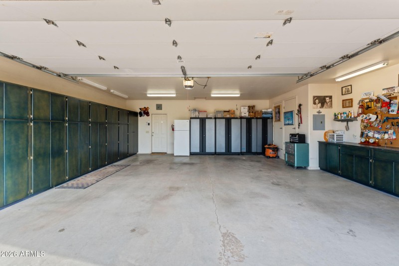 2160 N Vulture Mine Rd