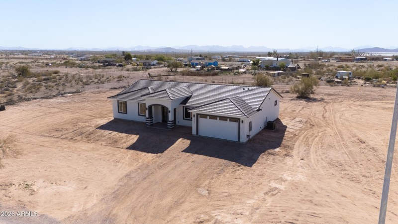 34207 W Chambers St - Outside and Drone