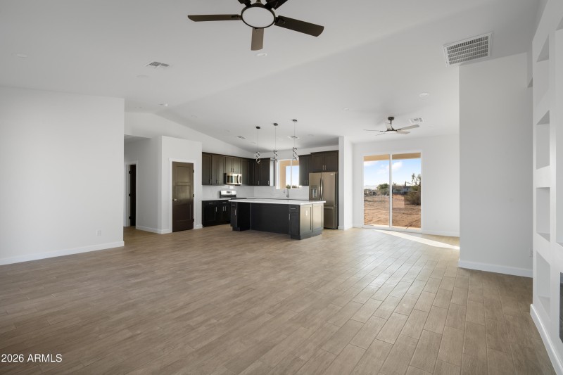 34207 W Chambers St - Inside Cam-2