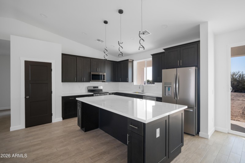 34207 W Chambers St - Inside Cam-14