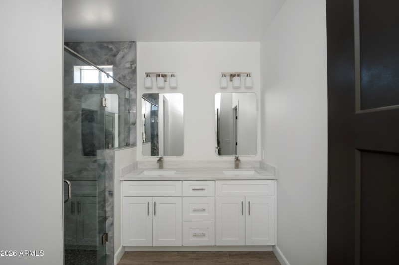 34207 W Chambers St - Inside Cam-53