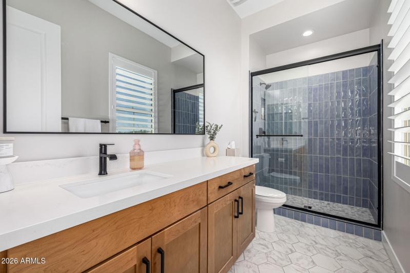 South Bedroom - Bathroom