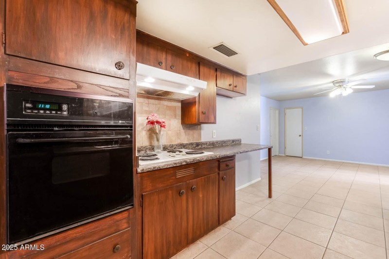 1649-E-Dana-Ave-MLS-21