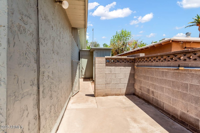 1649-E-Dana-Ave-MLS-28