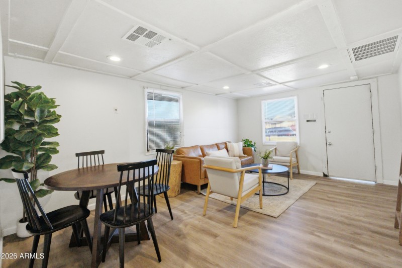 5521_W_Northview_008