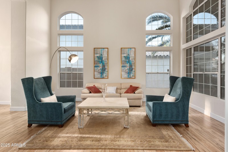 760-N-Ithaca-Street-17