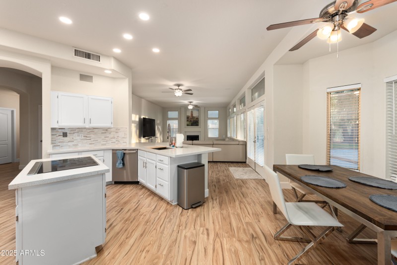 760-N-Ithaca-Street-24