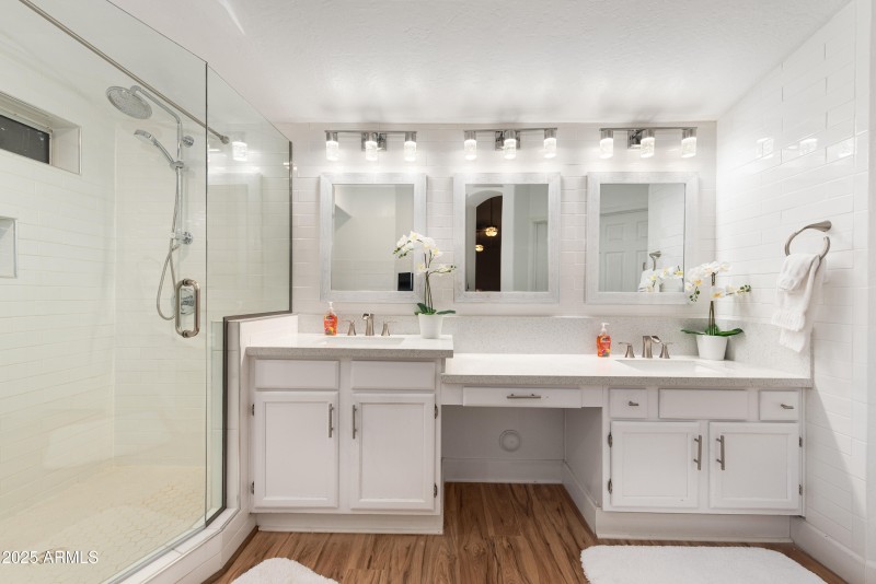 760-N-Ithaca-Street-57