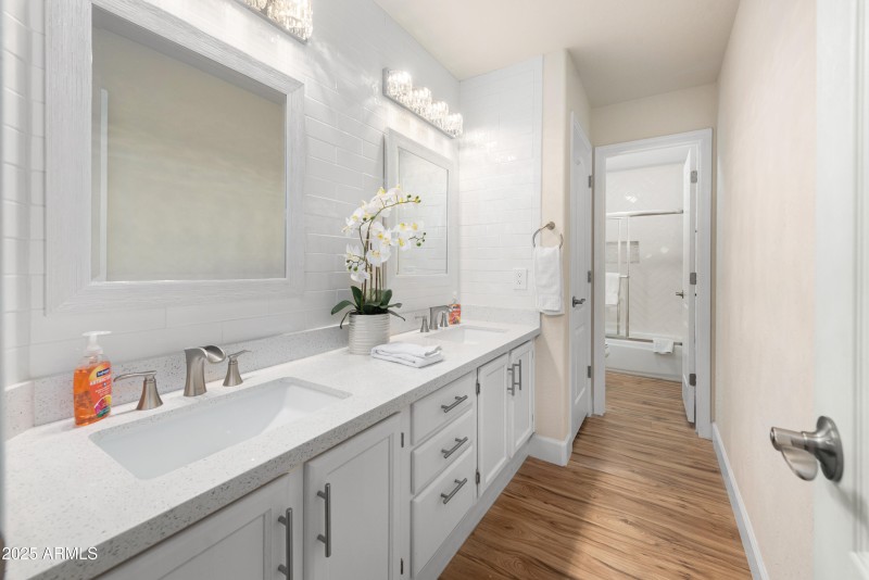 760-N-Ithaca-Street-64