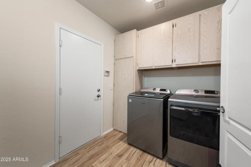 760-N-Ithaca-Street-73