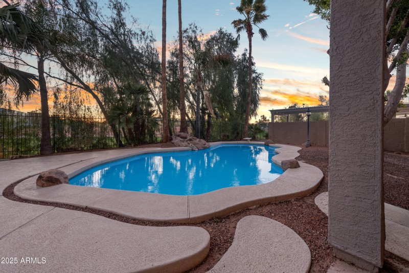 760-N-Ithaca-Street-85