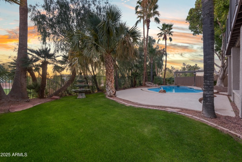 760-N-Ithaca-Street-86