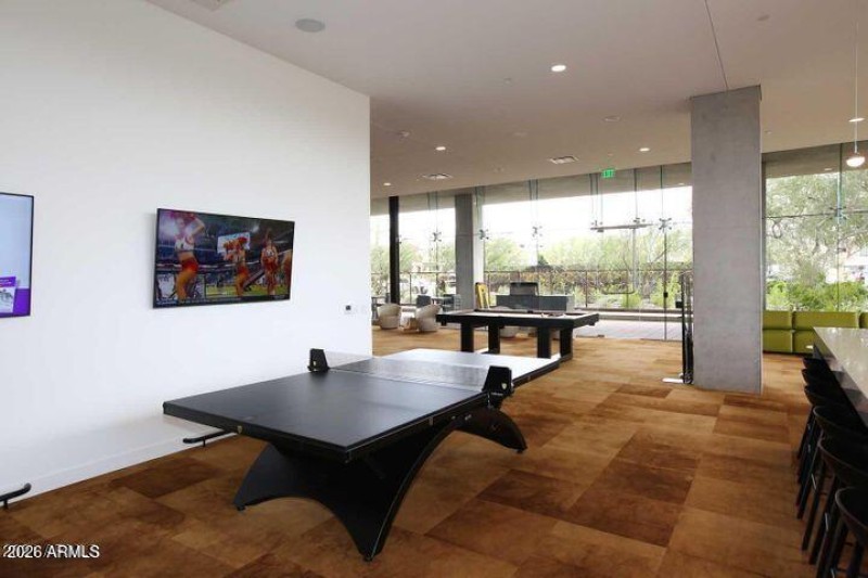 20211117161459707239000000-o