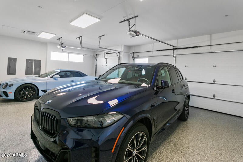 3 Car Garage