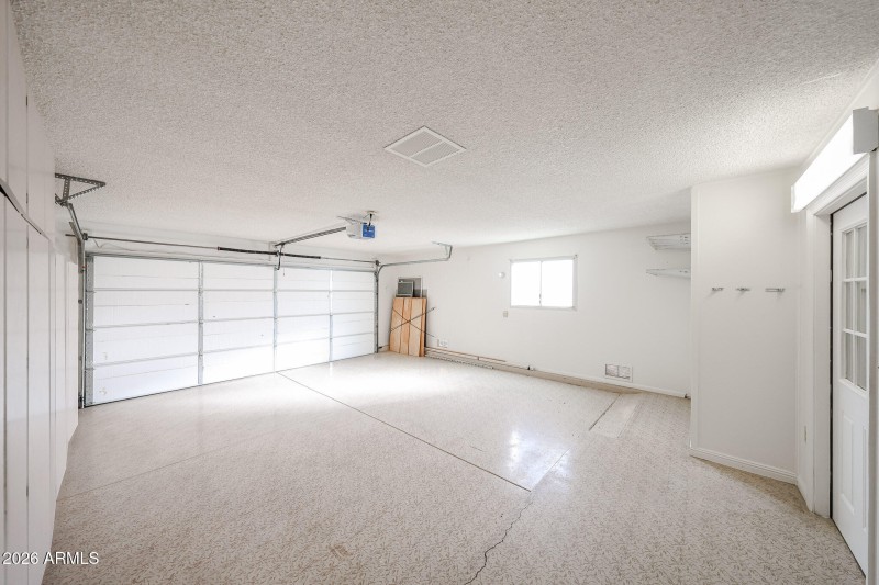 19610 N Lakeforest Dr - Listing 2-4-26 (