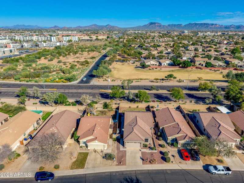 48-web-or-mls-ext-21