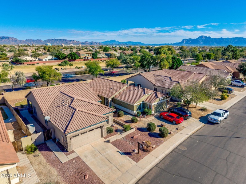 50-web-or-mls-ext-23