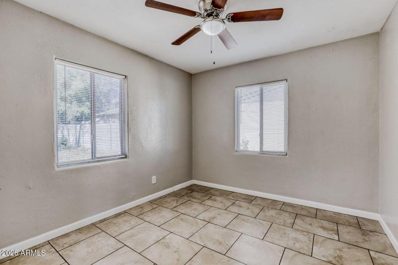 6132 N 35th Dr - Web Quality - 016 - 16