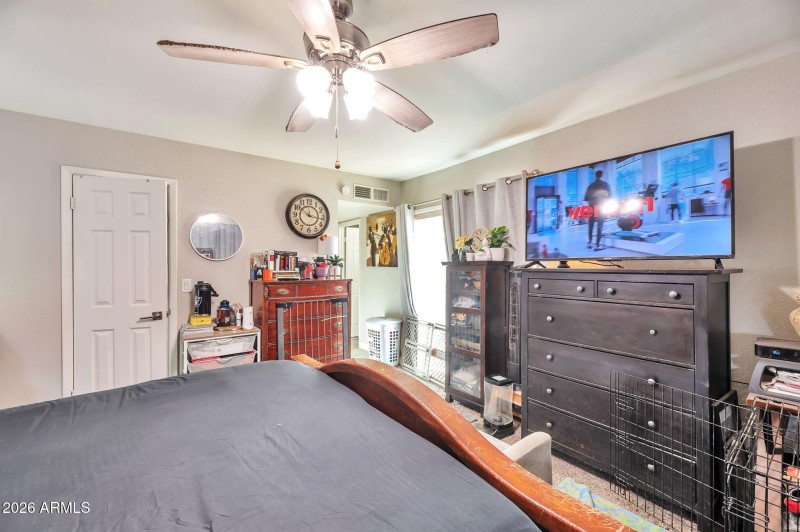 22-web-or-mls-QP- 780_9711