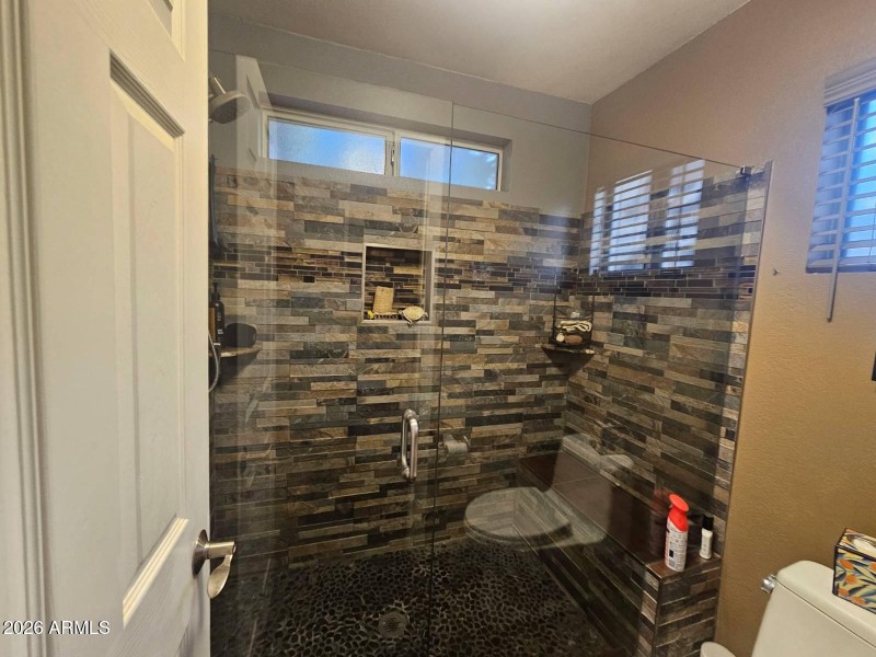 Additional Primary Bath View