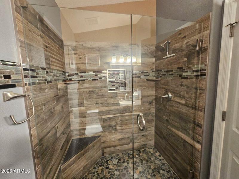 Additional Guest Bath