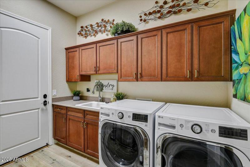 22-Laundry Room