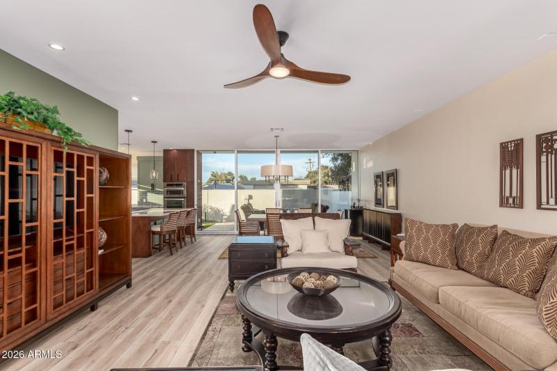 Open concept main floor