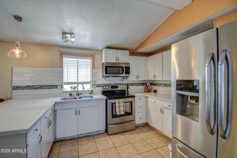 Kitchen 3