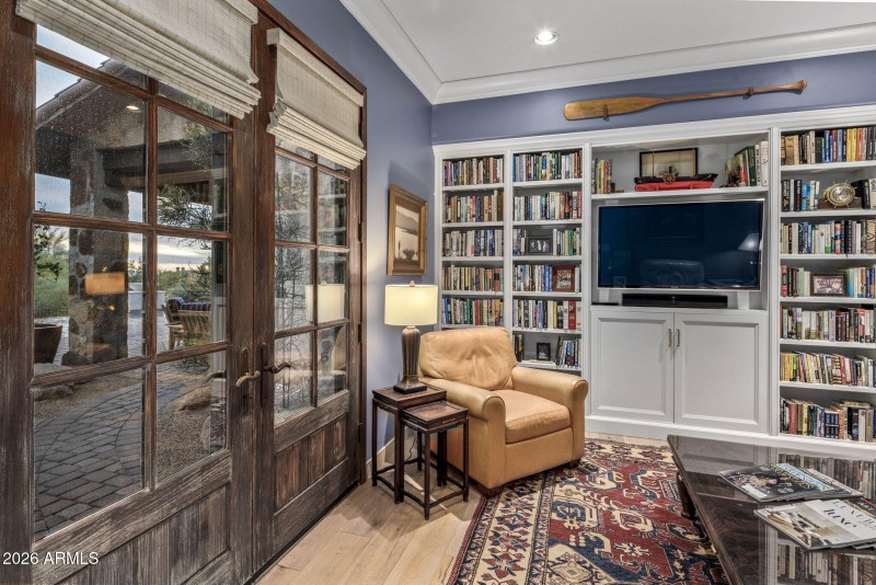 28.b-web-or-mls-Master Den Patios