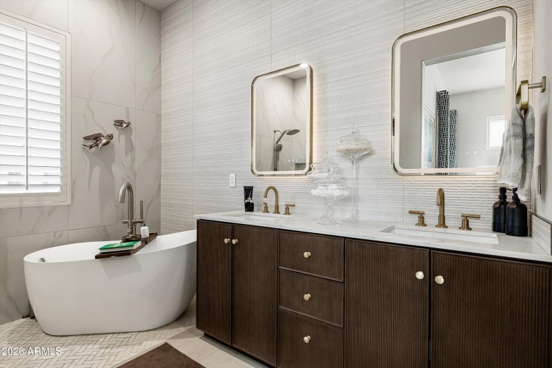 22-7400 E Gainey Club Dr unit 208, Scott