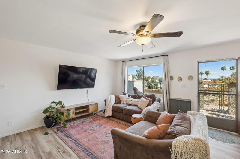 7-web-or-mls-14413-n-boxwood-ln