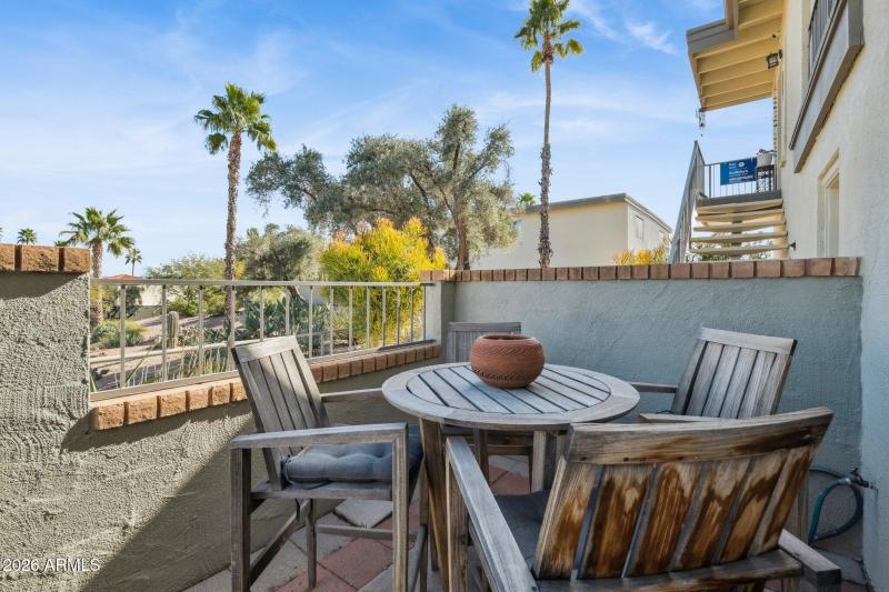 3-web-or-mls-14413-n-boxwood-ln