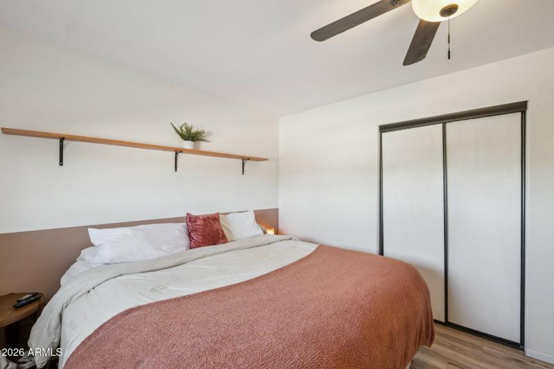 21-web-or-mls-14413-n-boxwood-ln