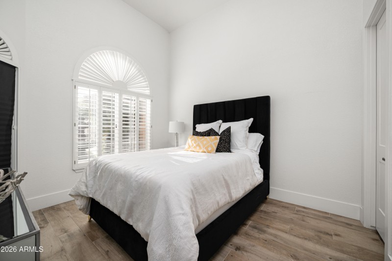 9160EPalmTreeDr-25