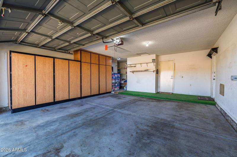 Calle-additional garage cabinets