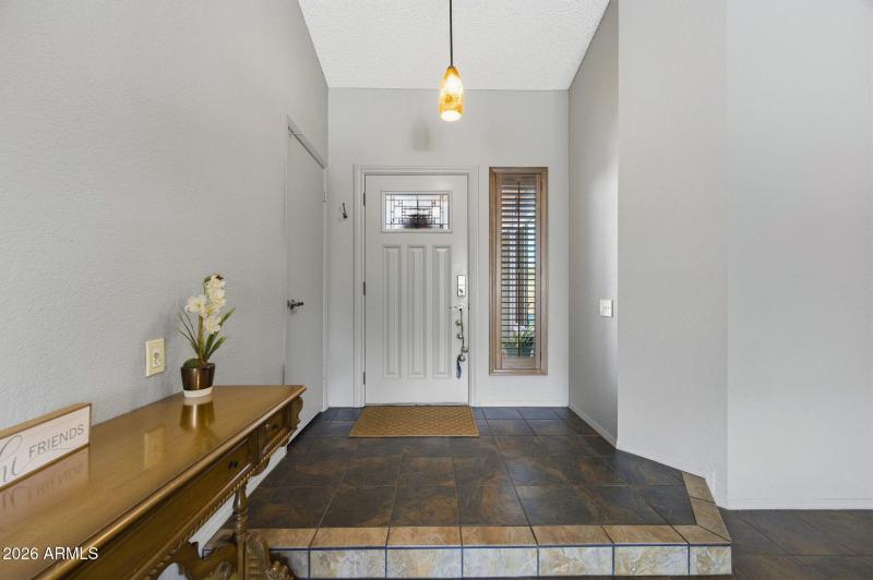 Calle-inside front door