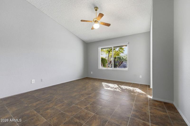Calle-primary bedroom with views to yard