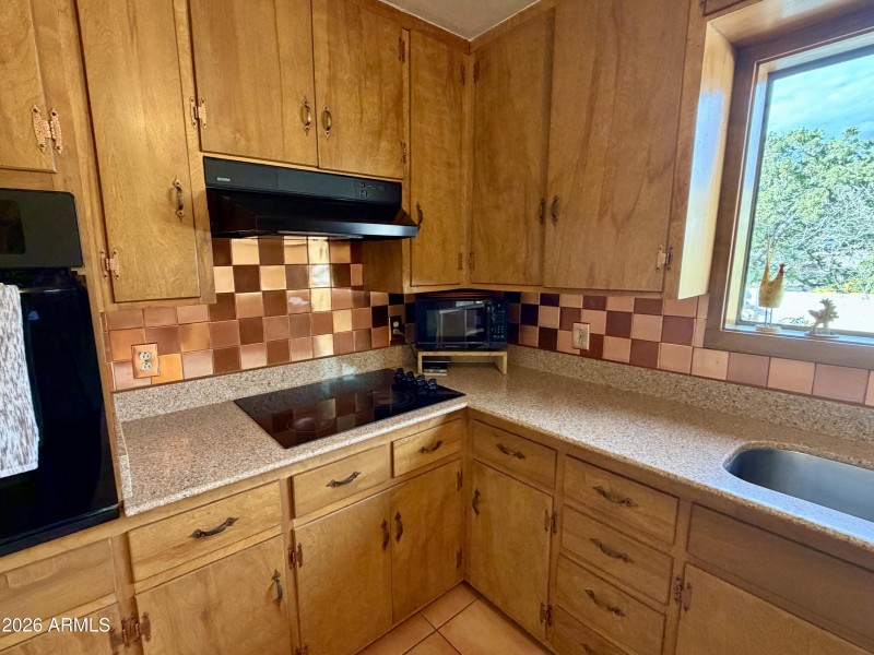 12) 67531-698917604f304