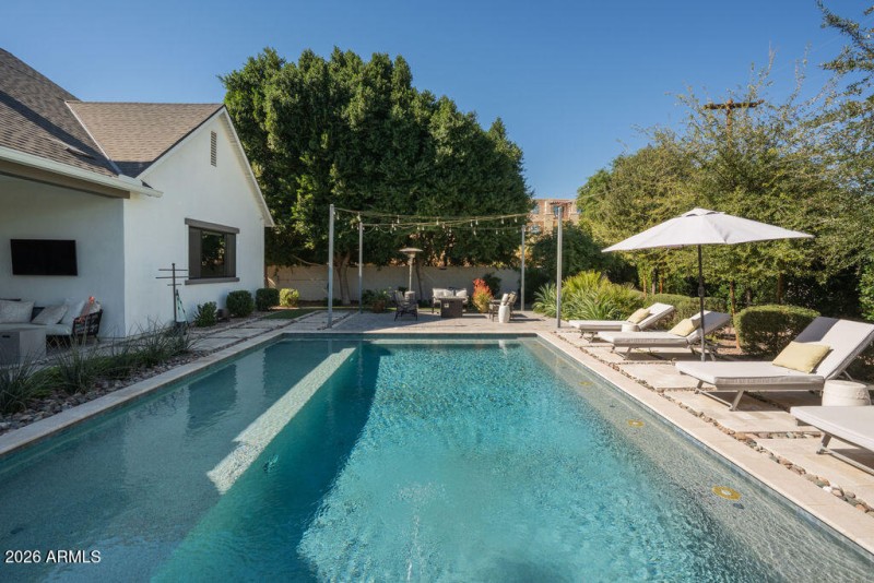 Pool to West