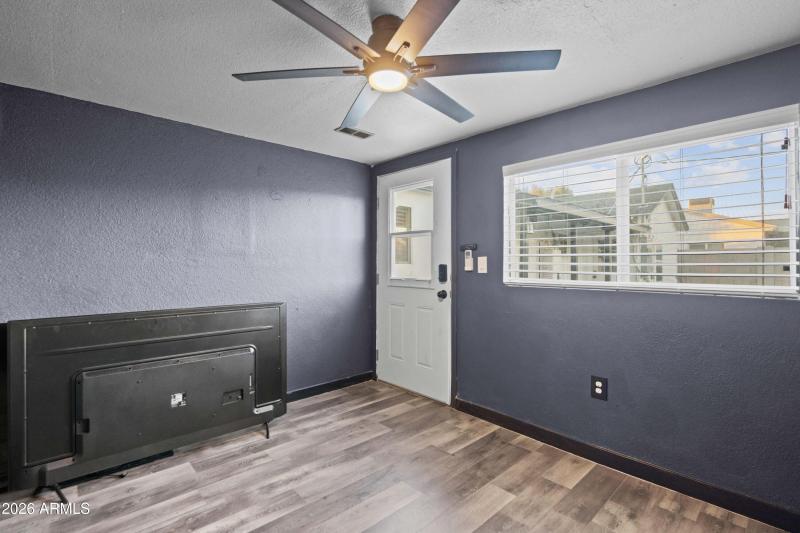 Seperate LivingSpace